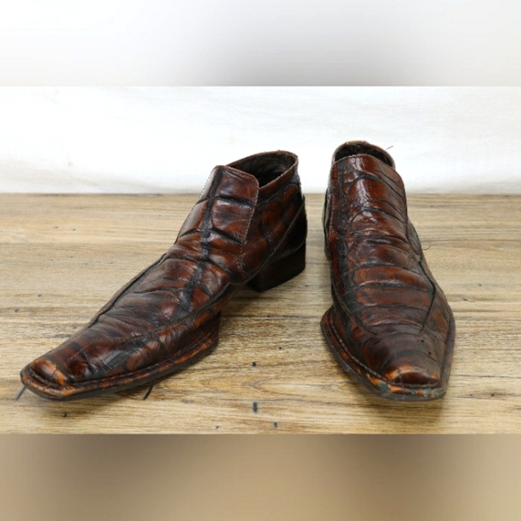 DESTROY Men's Alligator Leather Loafers - Picture 3 of 10